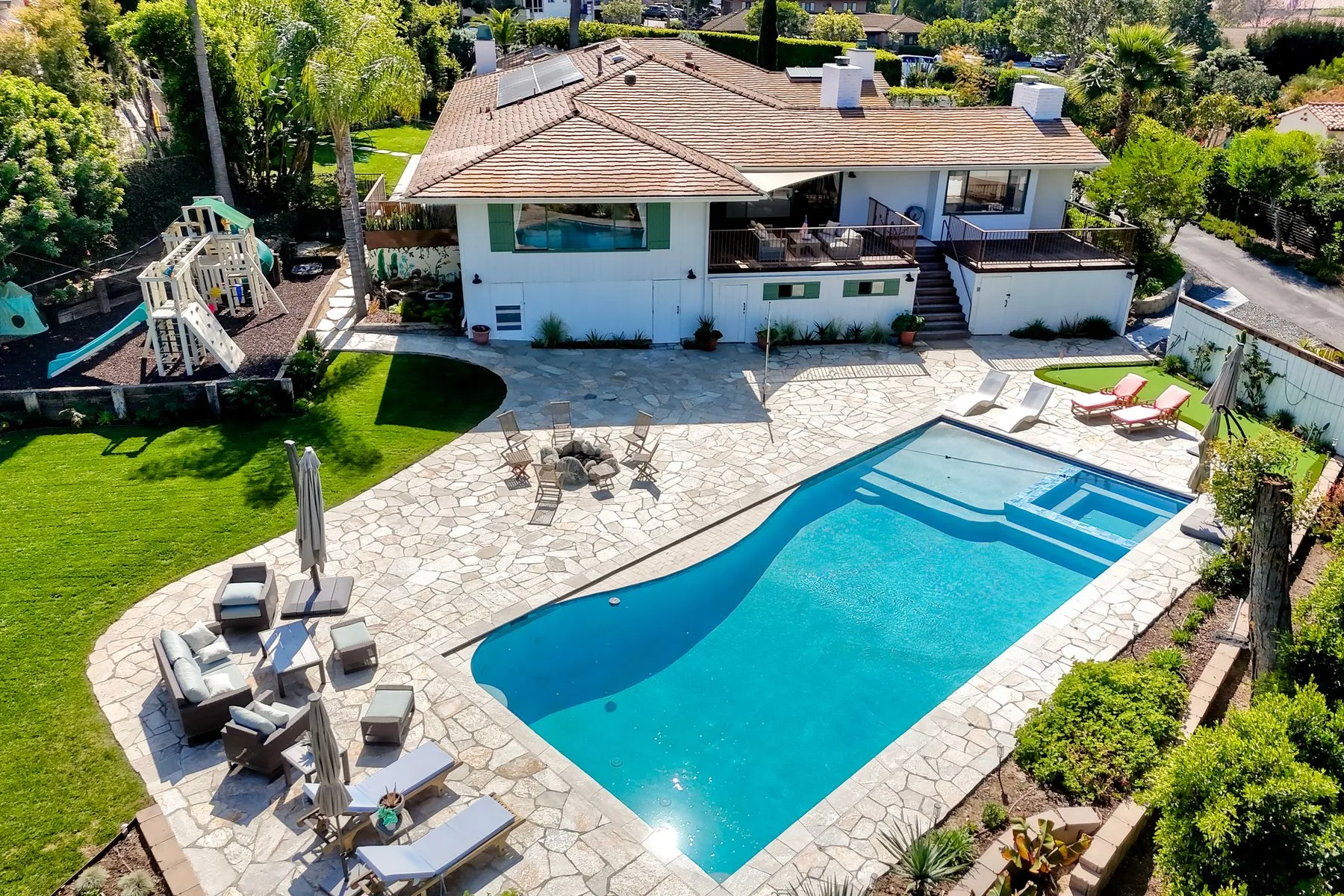 Overhead view of the pool and house at Casa La Granada